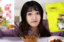 娱乐吃瓜酱姐姐爱吃零食,揭秘娱乐界的甜蜜秘密